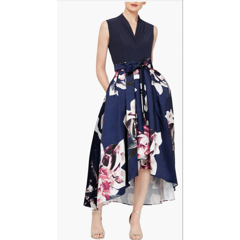 SLNY Floral Pleated High-Low Dress
SZ 14